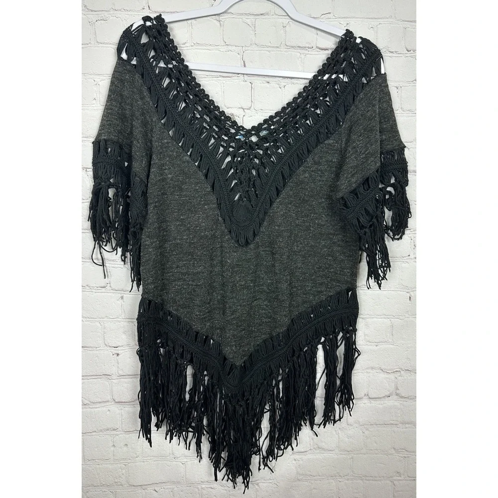 Cecico black crochet